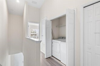 11622 Colony Lake Dr in Tampa, FL - Building Photo - Building Photo