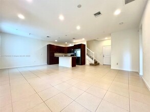 12585 NW 32nd Manor in Sunrise, FL - Building Photo - Building Photo