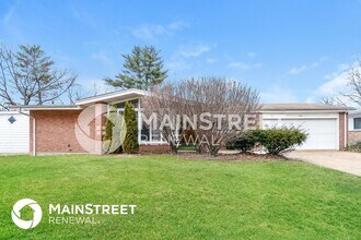 3665 Hambletonian Dr in Florissant, MO - Building Photo - Building Photo