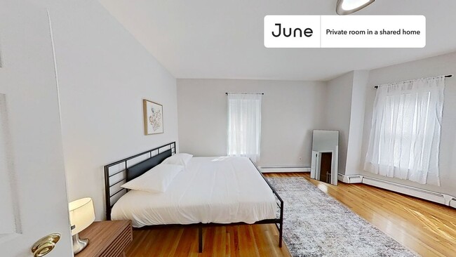 property at 5 W Cottage St