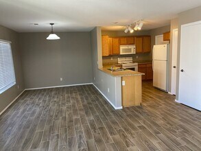 558 S 222nd Ln in Buckeye, AZ - Building Photo - Building Photo