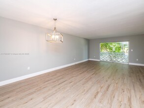 2005 Sans Souci Blvd in North Miami, FL - Building Photo - Building Photo