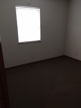 958 New Hope Rd in Elkview, WV - Building Photo - Building Photo