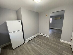 80 Sea St in Weymouth, MA - Building Photo - Building Photo
