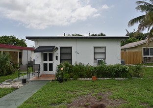 140 NE 13th Ave in Pompano Beach, FL - Building Photo - Building Photo