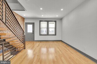 2619 W Thompson St in Philadelphia, PA - Building Photo - Building Photo