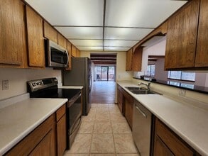 246 Loma Entrada in Santa Fe, NM - Foto de edificio - Building Photo