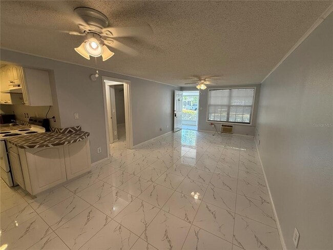 4225 E Michigan St in Orlando, FL - Building Photo - Building Photo