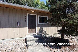 15028 SE Arista Dr-Unit -15028 in Portland, OR - Building Photo - Building Photo
