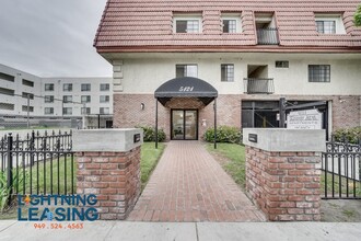 5121-5123 Klump Ave in Los Angeles, CA - Building Photo - Building Photo