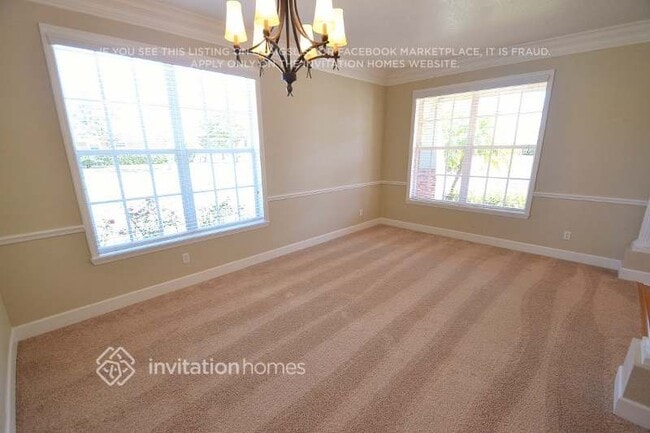 6303 Bridgecrest Dr in Lithia, FL - Building Photo - Building Photo