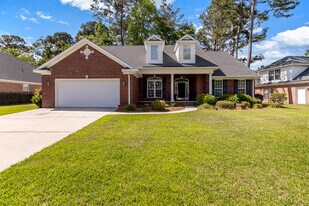 626 Marsh View Dr in Richmond Hill, GA - Building Photo