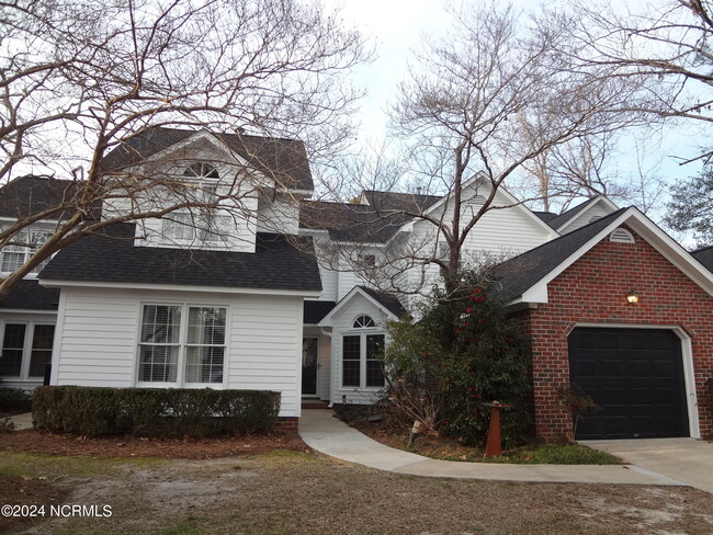 107 Gates Dr