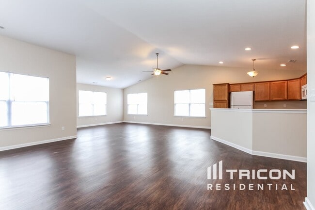 6536 Emerald Ridge Ct in Indianapolis, IN - Building Photo - Building Photo