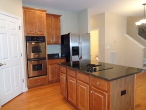 319 Forest Bend Dr in Mount Juliet, TN - Building Photo - Building Photo