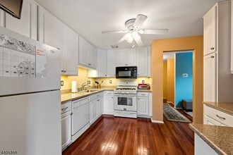 79 Whisper Way E in Roxbury Township, NJ - Building Photo - Building Photo