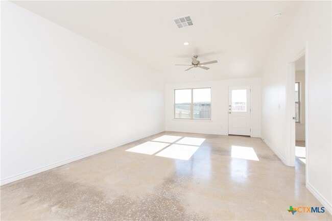 1301 Concord Dr in Copperas Cove, TX - Building Photo - Building Photo