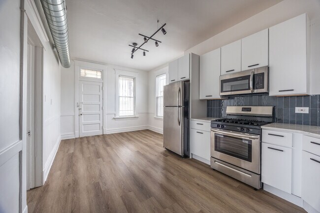 property at 1841 N Kedzie Ave