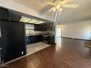 6661 W Tropicana Ave in Las Vegas, NV - Building Photo - Building Photo