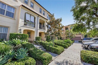228 Capricorn in Irvine, CA - Building Photo - Building Photo