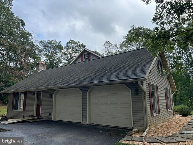 property at 1039 Elwood St