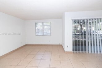 1227 SW 46th Ave in Pompano Beach, FL - Building Photo - Building Photo