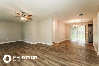 5849 Wending Dr in Jacksonville, FL - Building Photo - Building Photo