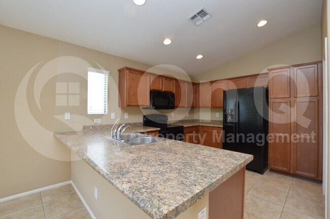 4193 E Sandy Way in Gilbert, AZ - Building Photo - Building Photo