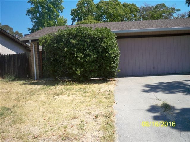 5832 Sperry Dr in Citrus Heights, CA - Foto de edificio - Building Photo