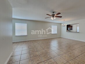 344 Red Kite Dr, Unit 239 in Groveland, FL - Foto de edificio - Building Photo