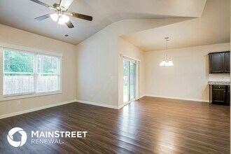 1080 Park View Dr in Chelsea, AL - Building Photo - Building Photo