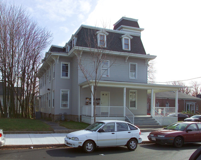 259-261 Winter St in Fall River, MA - Building Photo - Building Photo