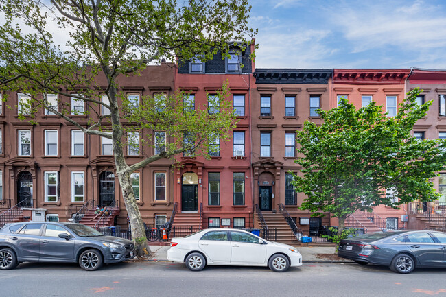 722 Marcy Avenue in Brooklyn, NY - Building Photo - Building Photo