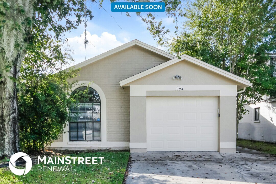 1394 Bramblewood Dr in Lakeland, FL - Building Photo