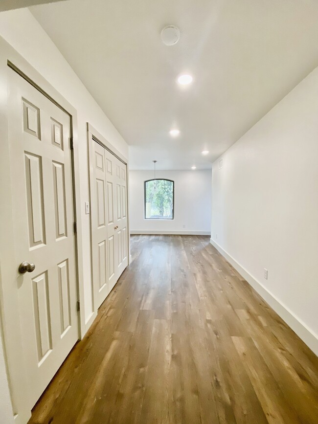 1019 Haynes St in San Marcos, TX - Foto de edificio - Interior Photo