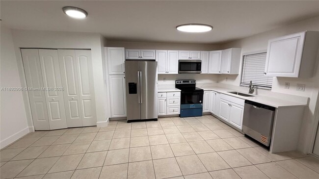 property at 6046 SW 40th St