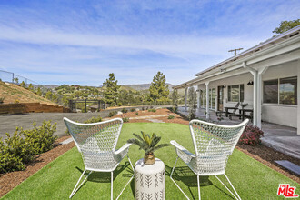 9718 Rotta Ave in Los Angeles, CA - Building Photo - Building Photo