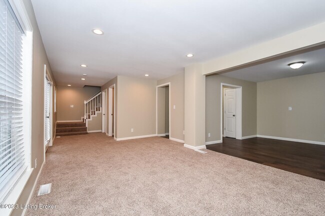 4851 Maryman Rd in Louisville, KY - Building Photo - Building Photo