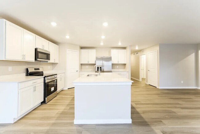 22073 E 39th Ave in Aurora, CO - Building Photo - Building Photo