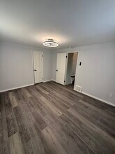 19901 Lanbury Ave in Warrensville Heights, OH - Building Photo - Building Photo