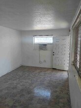 126 SW 18th Ave, Unit APT 5 in Miami, FL - Building Photo - Building Photo