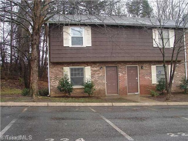 property at 224 Royal Forest Ct