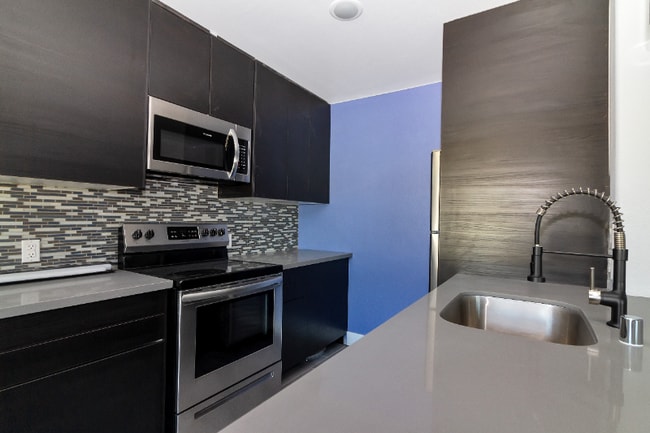 2518 N McCarran St in North Las Vegas, NV - Building Photo - Building Photo