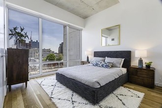 2222 Jackson Ave-Unit -910 in Queens, NY - Building Photo - Building Photo