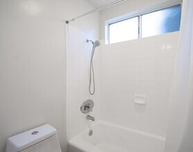 12706 Venice Blvd in Los Angeles, CA - Building Photo - Building Photo