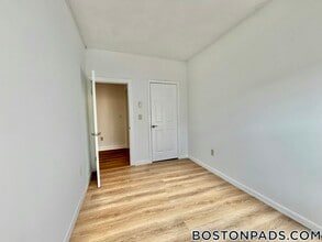 111 Norway St in Boston, MA - Foto de edificio - Building Photo