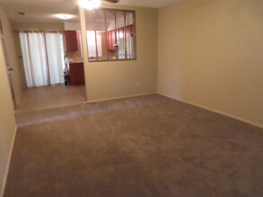 39522 8th Ave, Unit 39522 in Zephyrhills, FL - Foto de edificio - Building Photo