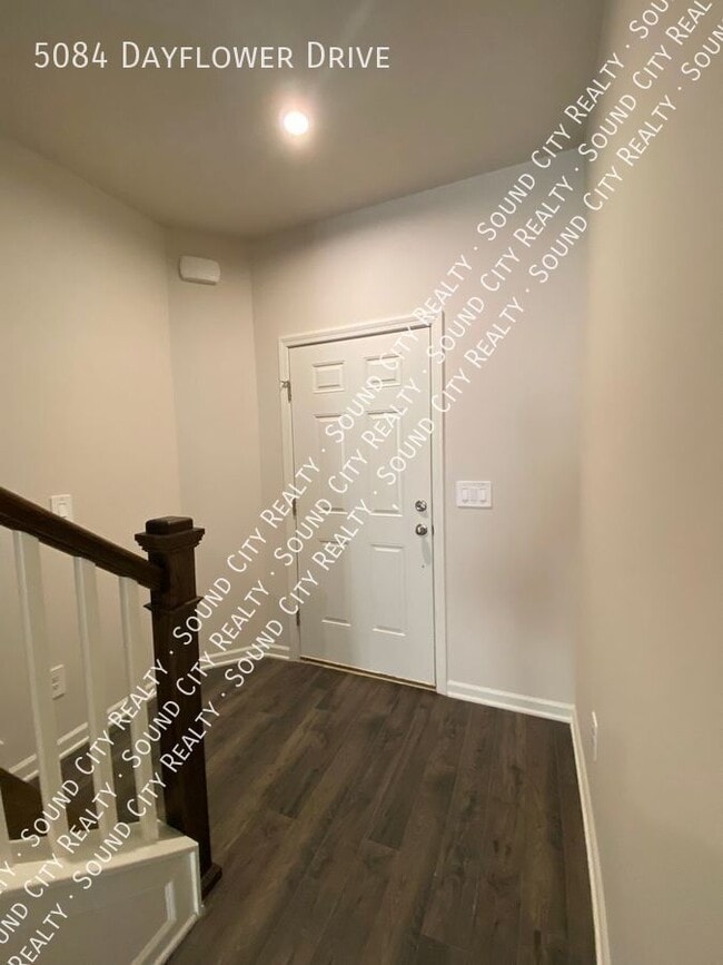 5084 Dayflower Dr in Nashville, TN - Building Photo - Building Photo