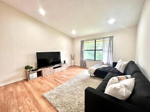 12999 Odessa Trail, Unit 16 in Wellington, FL - Building Photo - Building Photo