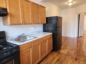 4848 W Wrightwood Ave in Chicago, IL - Building Photo - Building Photo